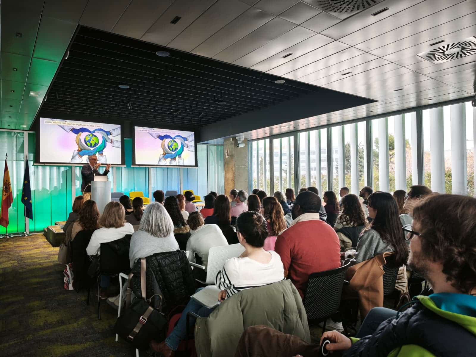 Sesión de inauguración del Diplomado en Salud 2026 en el salón de actos del CIBA